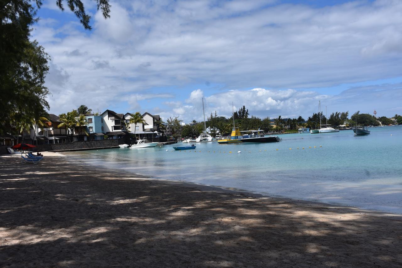 Ocean Lake Tourist Residence Grand Baie Exterior photo